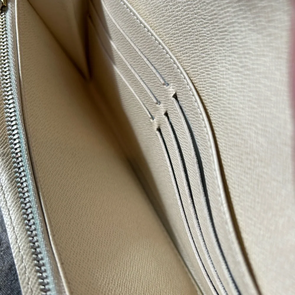Louis Vuitton Damier Azur Sarah Wallet - Picture 8 of 13